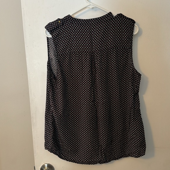 Banana Republic deep purple/plum patterned tank top size XL - Picture 4 of 5